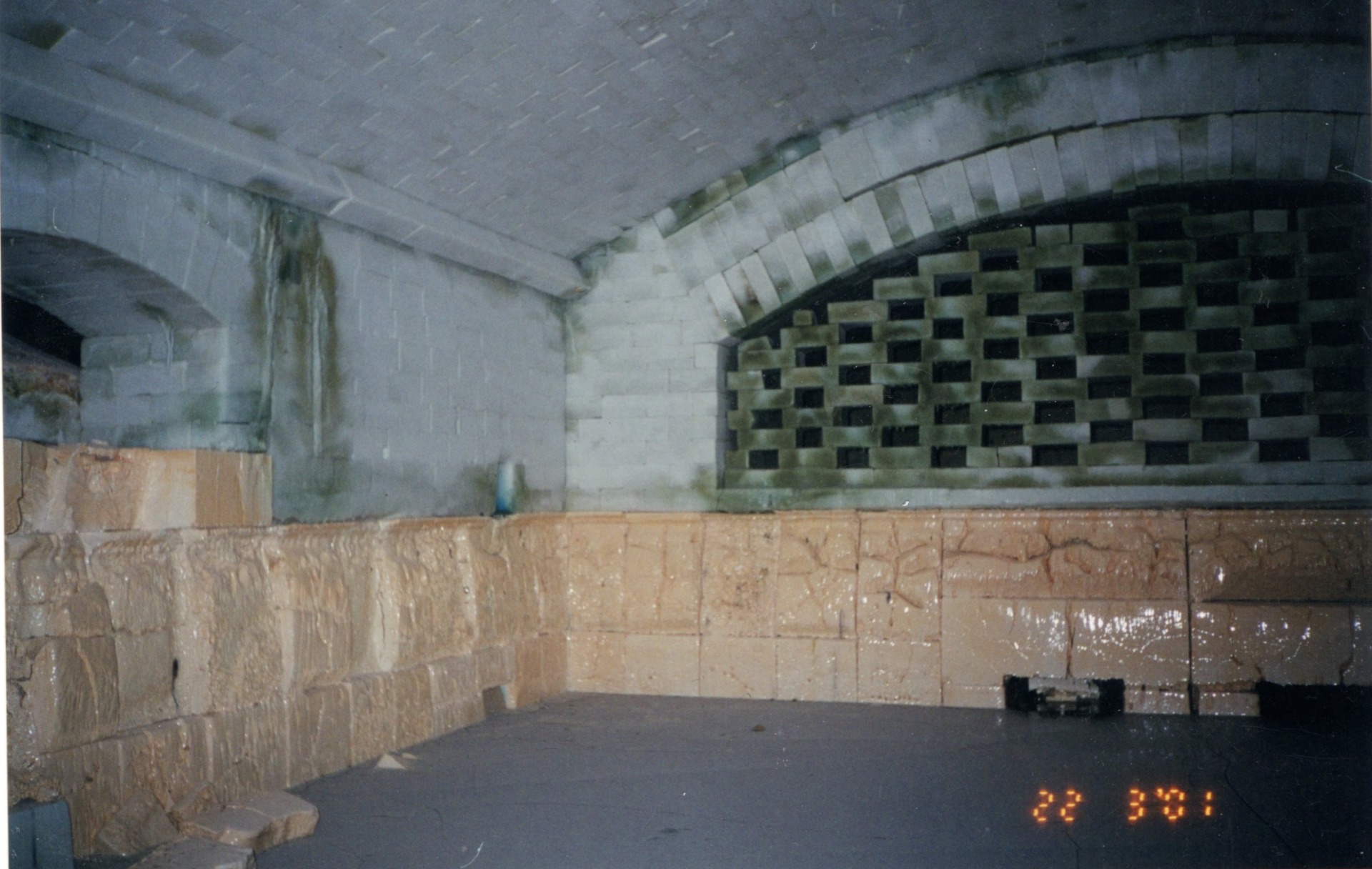 Фото результатов работы по обследованию стекловаренных печей на Скопинском стекольном комбинате.